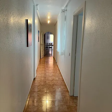 Apartamento Vacacional En C/patricio Perez * Torrevieja